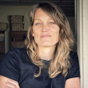 Meet your Posher, Stacy